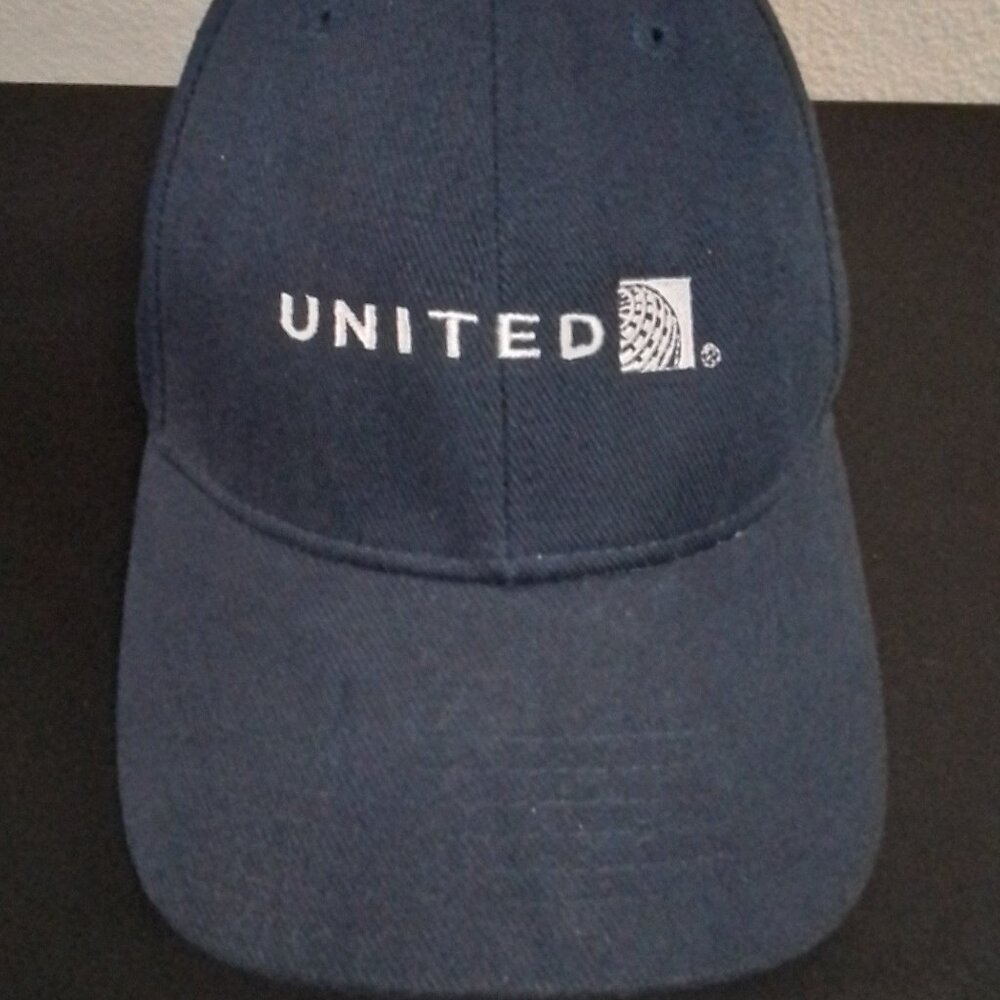 UNITED AIrlines Adjustable Cap - image 1